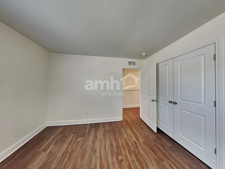 136 Hazel Park Dr — Photo 14