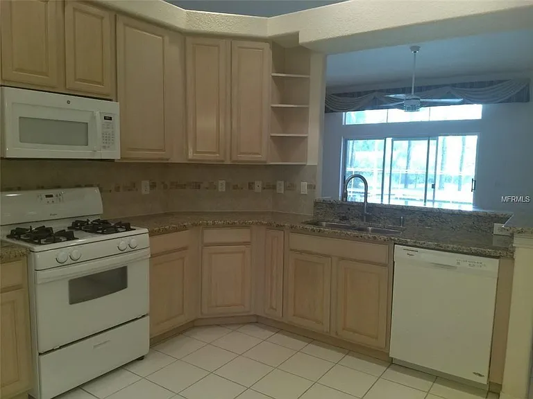 7216 Hammet Rd — Photo 10