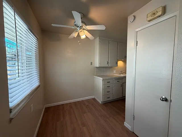 218 College Ave #13 — Photo 5