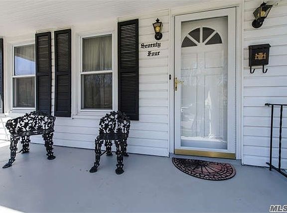 2nd image of 74 Summers St