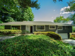 4145 SW Greenleaf Dr, Portland, OR 97221