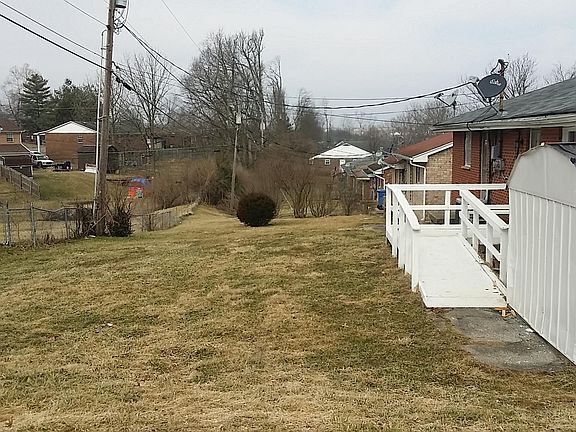 3rd image of 1292 Dale Dr