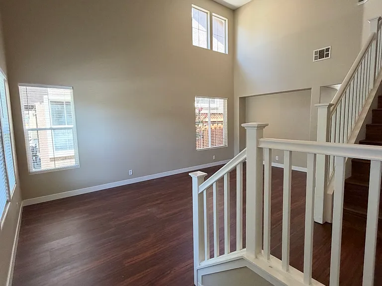 8922 Del Rio Cir — Photo 64