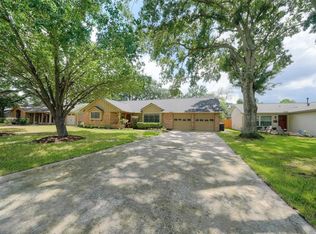 10415 Timberwood Dr, Houston, TX 77043