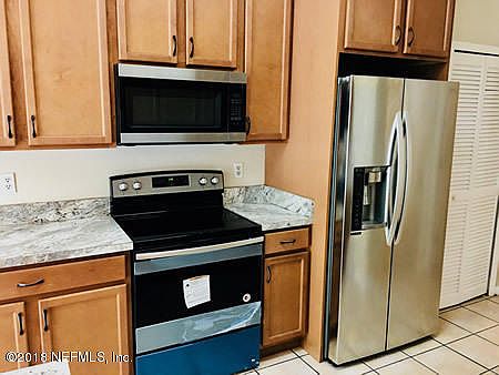 4th image of 452 Wet Rock Ln