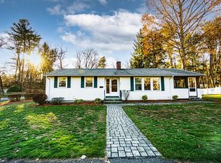 32 Friend St, Wakefield, MA 01880