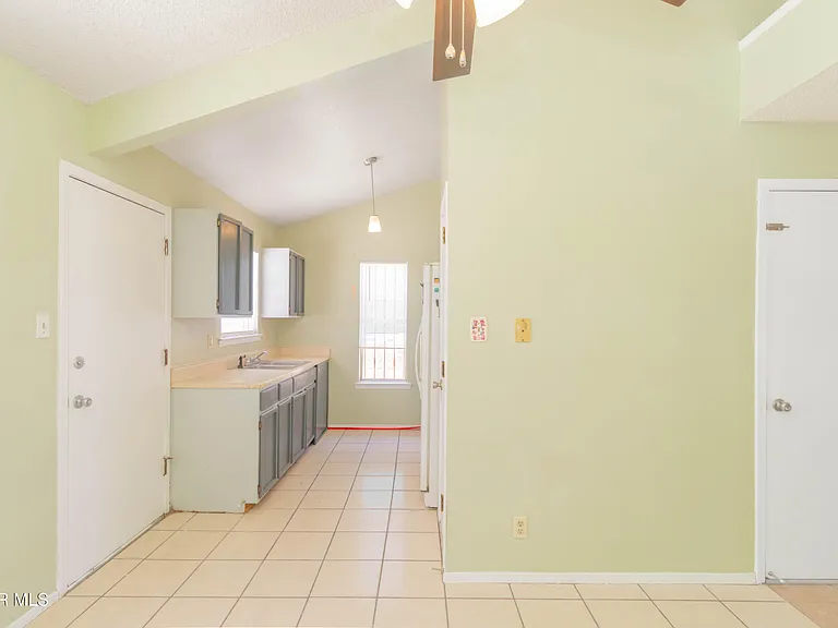 12056 Bellows Ct — Photo 13