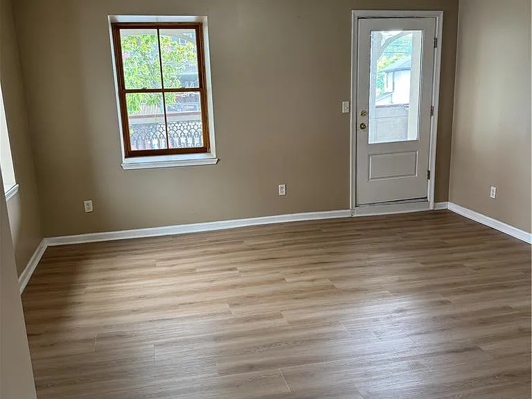 201 W Main St #3 — Photo 14