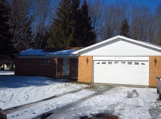 142 W Harrington Rd, Croswell, MI 48422
