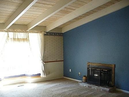 3rd image of 2020 Combie Rd
