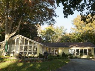2787 Lakeshore Dr, Fennville, MI 49408