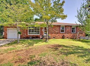 310 Hastie Dr, Goose Creek, SC 29445