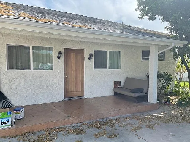 14830 Archwood St #A — Photo 11