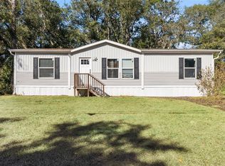 231 Tropic Ave, Satsuma, FL 32189