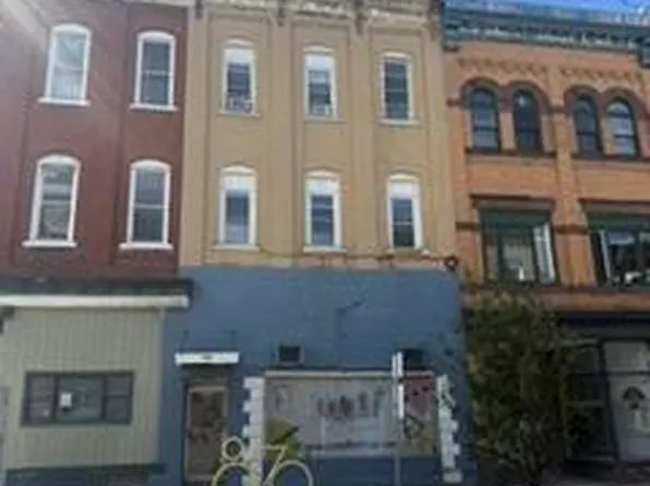662 Main St #1, Slatington, PA 18080