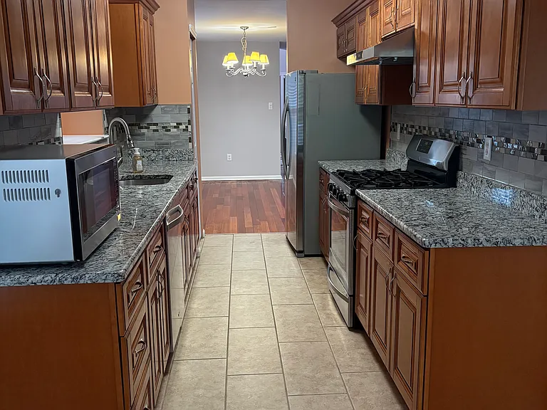 628 Maple Ave — Photo 4