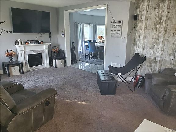 4th image of 129 Monticello Pl