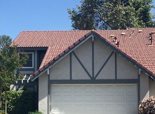 28916 Marilyn Dr, Santa Clarita, CA 91387