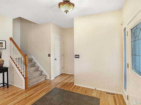 4th image of 1202 23rd St NW
