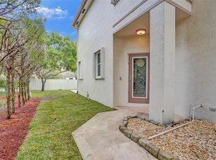 218 NW 75th Ter, Plantation, FL 33317