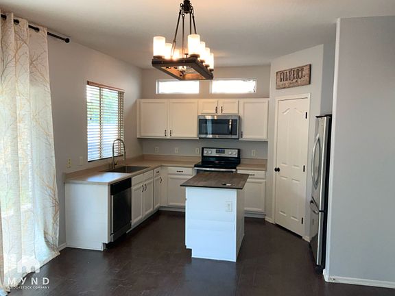3rd image of 4257 E Orchid Ln