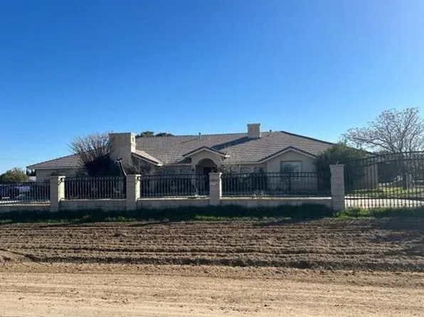 40744 27th St W, Palmdale, CA 93551