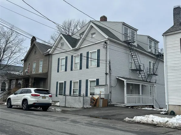 148 Clinton St APT 5, Montgomery, NY 12549