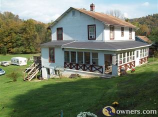 850 Parkview Rd, Grafton, WV 26354
