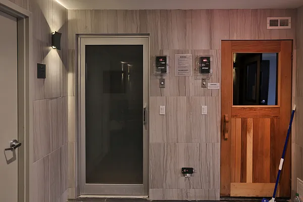 Rented by NOVO | media 33