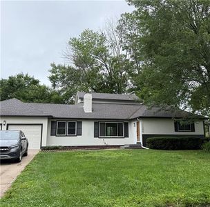 11204 Kensington Ave, Kansas City, MO, 64137
