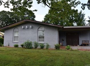 839 Vickery Dr, Charlotte, NC 28215
