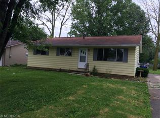 857 Community Rd, Sheffield Lake, OH 44054