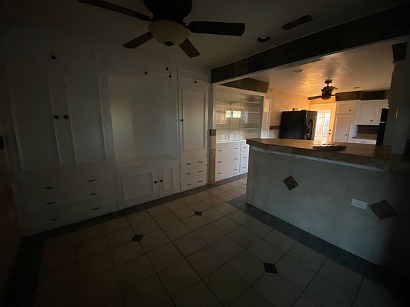 3rd image of 3210 Redwood Dr