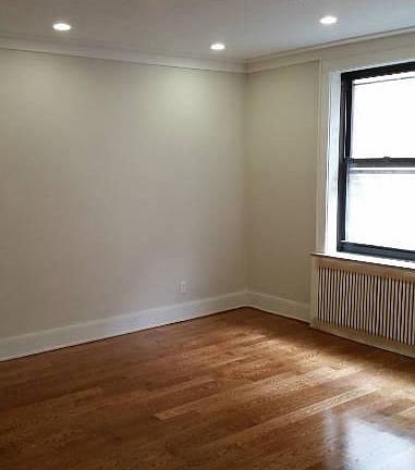 2nd image of 13235 Sanford Ave APT 307