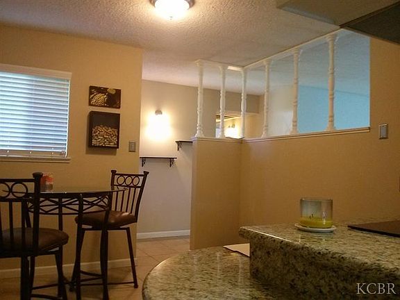 3rd image of 2051 N Burl Dr