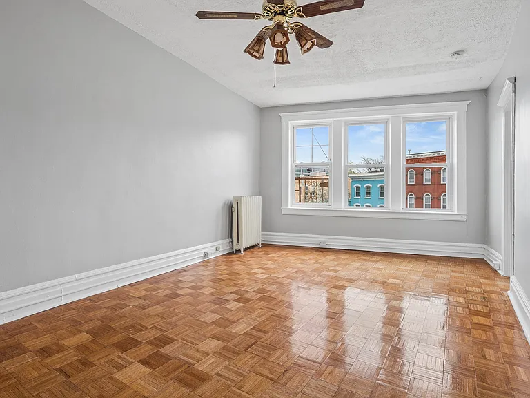 225 Glenridge Ave #4 — Photo 2