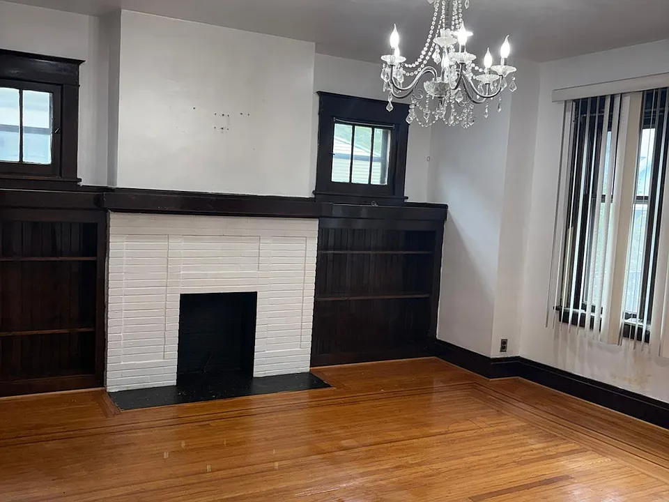 71 Brunswick Blvd #W