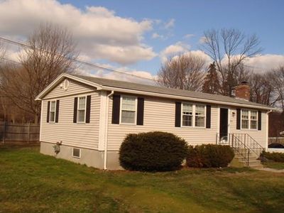 402 Village St, Medway, MA, 02053
