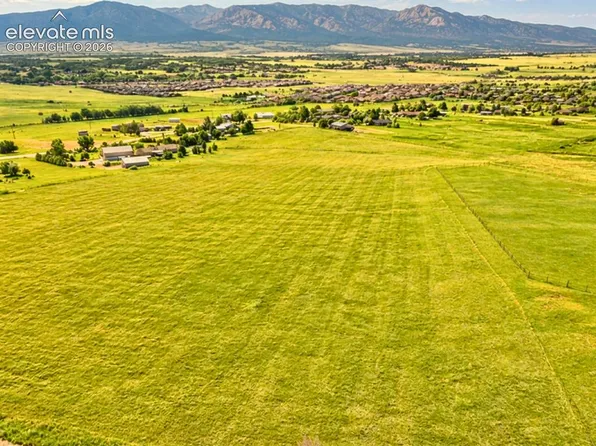 6565 Lonewood Dr, Colorado Springs, CO 80925