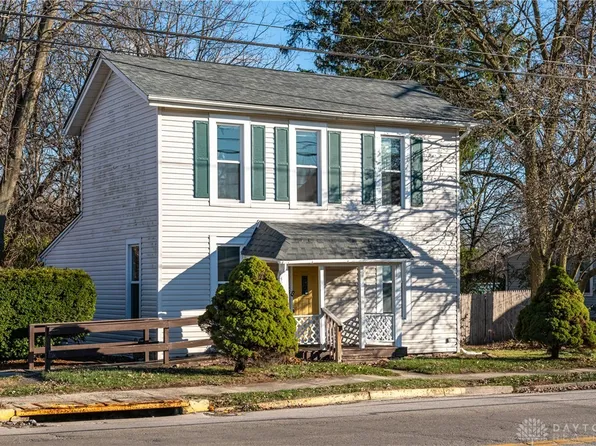 12 S Broadway St, Trotwood, OH 45426