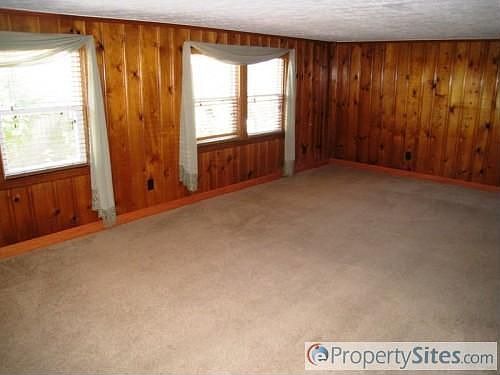2nd image of 224 Superior Ave