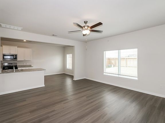 5th image of 428 Beechwood Hacienda Dr