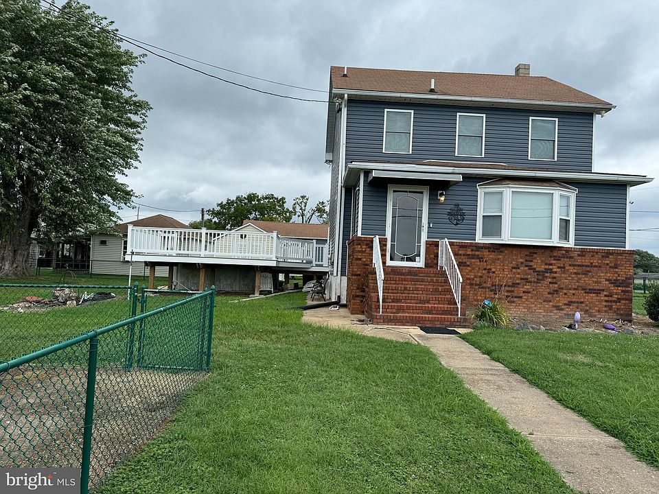 2nd image of 9100 Avenue C