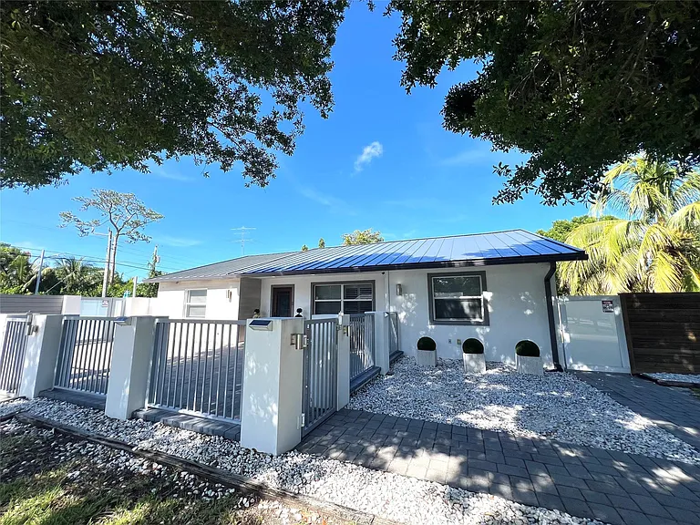 15276 Harrison Rd — Photo 6