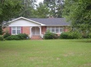 2622 Mallett Rd, Manning, SC 29102