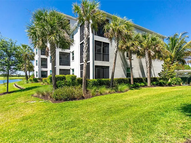 14081 Heritage Landing Blvd #232 — Photo 32