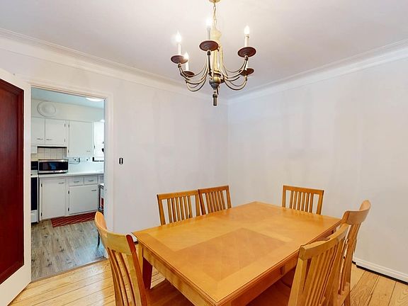 5th image of 2716 McKinley Ave