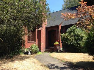 5702 25th Ave NE, Seattle, WA 98105