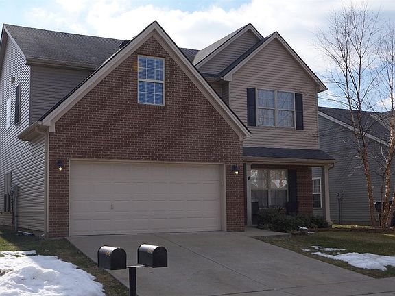 2nd image of 692 Estrella Dr