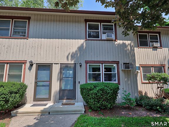 3rd image of 268 Divinity Street #12